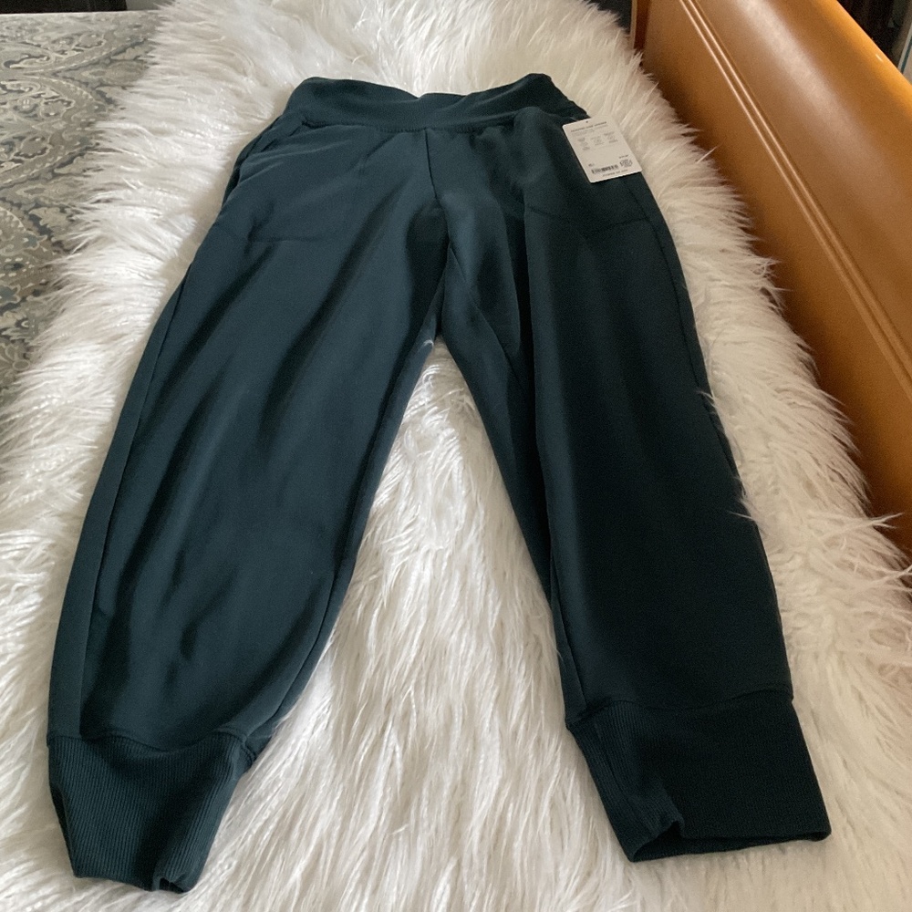 Athleta Coaster Luxe Jogger